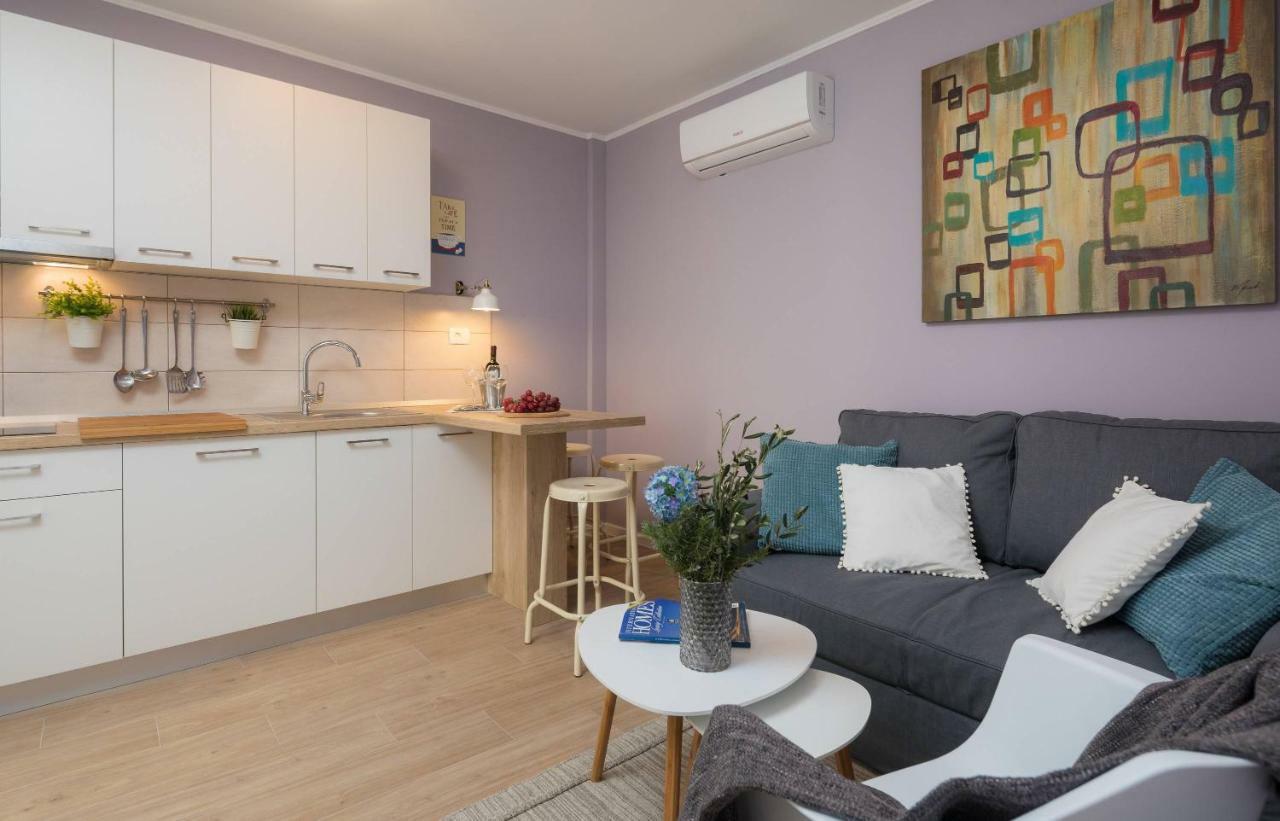 Zlatin Dvor - Apartments For 3, Terrace, Trogir Center, Beach At 5-Min, Bike Friendly المظهر الخارجي الصورة